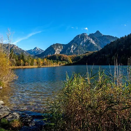 Ferienhaus Eschach Szálloda *